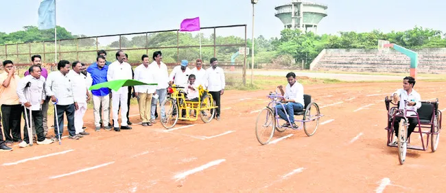 చెక్‌బౌన్స్‌ కేసులో  ఆరు నెలల జైలు 