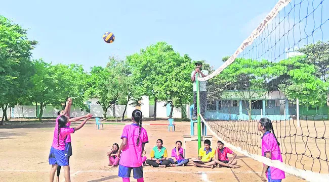 పాఠశాలలకు క్రీడా నిధులు