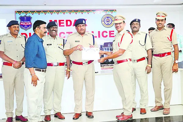 దర్యాప్తు వేగవంతం చేయాలి 