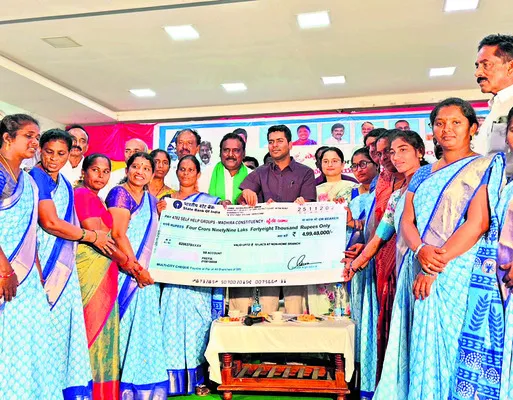 వాతావరణ ం
