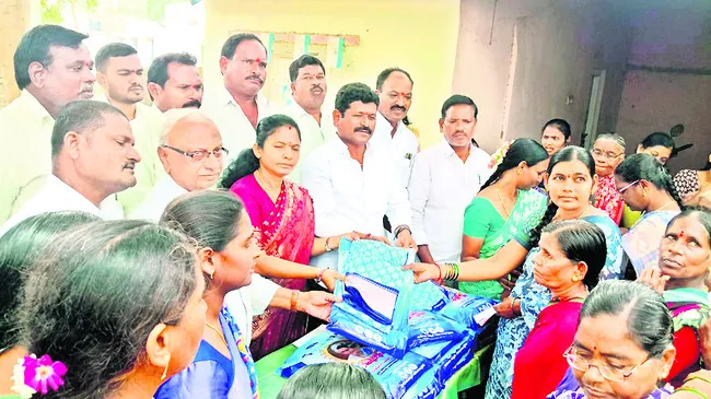 మహిళల సంక్షేమమే ప్రభుత్వ ధ్యేయం