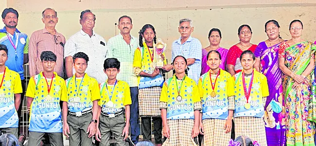 జాతీయ సైక్లింగ్‌ పోటీలకు విద్యార్థుల ఎంపిక 