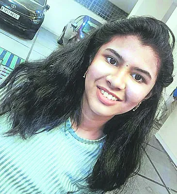 లెక్కల్లో మార్కులు  రావడం లేదని..