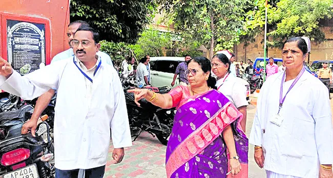 రోగులకు మెరుగైన వైద్యసేవలు అందించాలి 