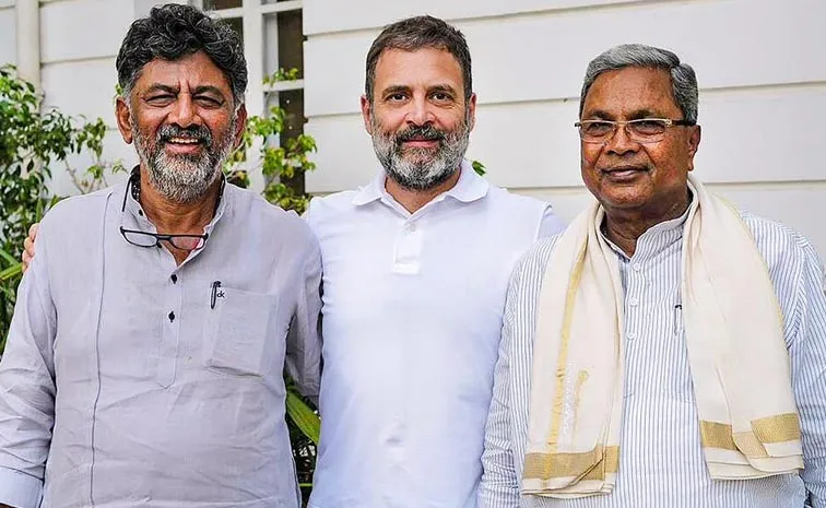 Rahul Gandhi Focus On Karnataka Congress Crisis