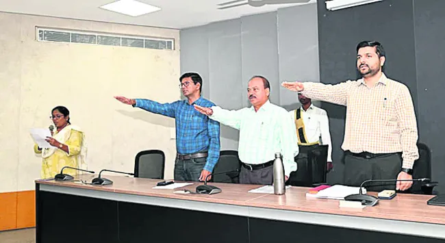 పంచాయతీ ఎన్నికలకు ఏర్పాట్లు చేయాలి