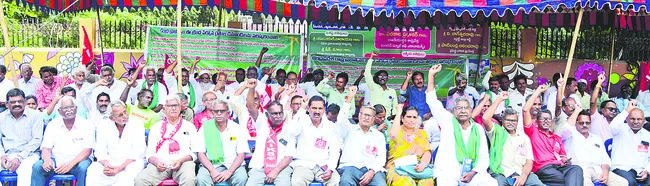 నయవంచక పాలకులకు బుద్ధి చెప్పాలి