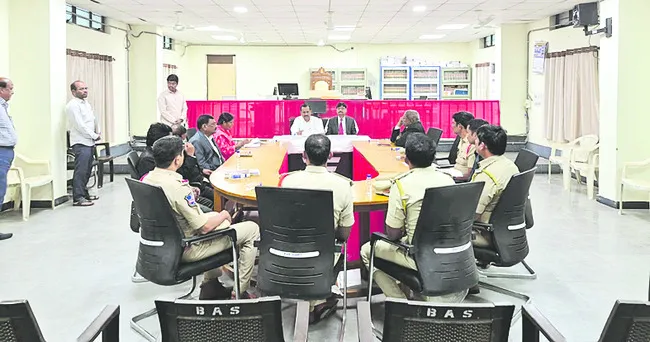 రాజ్యాంగమే మనకు మార్గదర్శనం