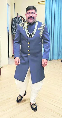 కటకటాల్లోకి నకిలీ ఐఏఎస్‌ అధికారి