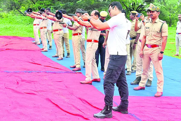 ఫైరింగ్‌ రేంజ్‌ ఎలగందలనే