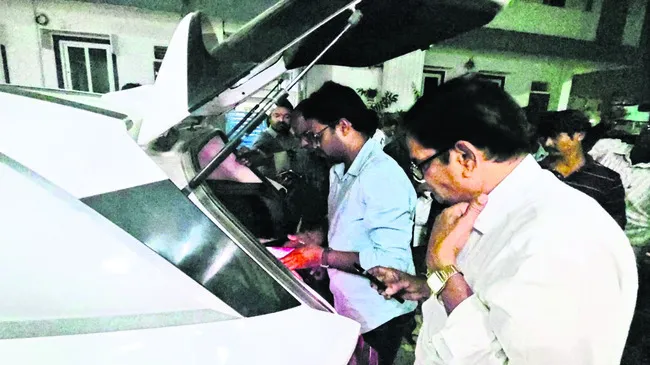 ఇంటి నంబర్లను రద్దు చేస్తున్నట్లు ప్రకటించి.. 