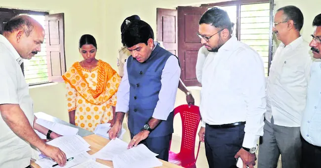 నామినేషన్ల ప్రక్రియ ప్రశాంతంగా సాగేలా చూడాలి