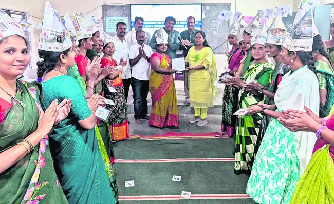 నాణ్యమైన విద్య అందించండి