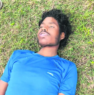 జార్ఖండ్‌వాసి ఆత్మహత్య
