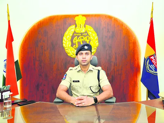 కట్టుదిట్టంగా భద్రత : ఎస్పీ పవార్‌ 