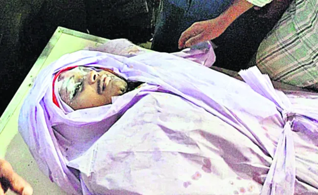 చికిత్స పొందుతూ యువకుడు మృతి