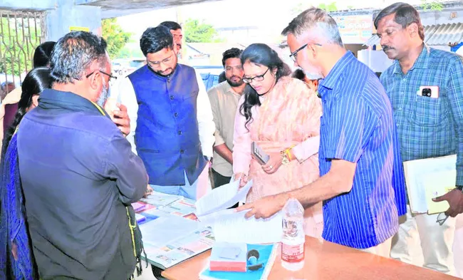 మొదటిరోజు 152 నామినేషన్లు