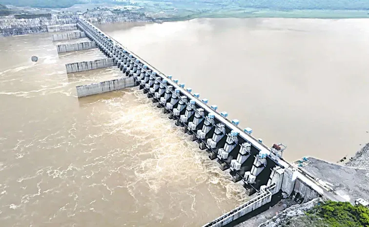 పోలవరం–నల్లమలసాగర్‌ లింక్‌ ప్రాజెక్టు డీపీఆర్‌ తయారీకి టెండర్‌