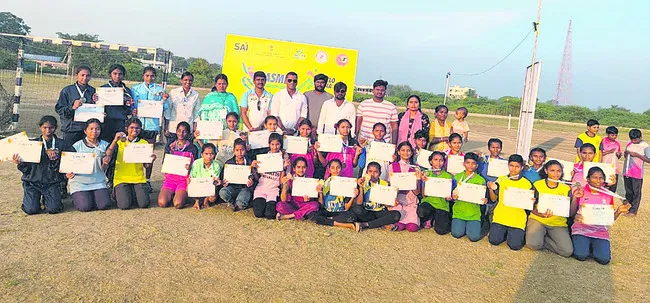 అట్టహాసంగా అథ్లెటిక్స్‌ పోటీలు