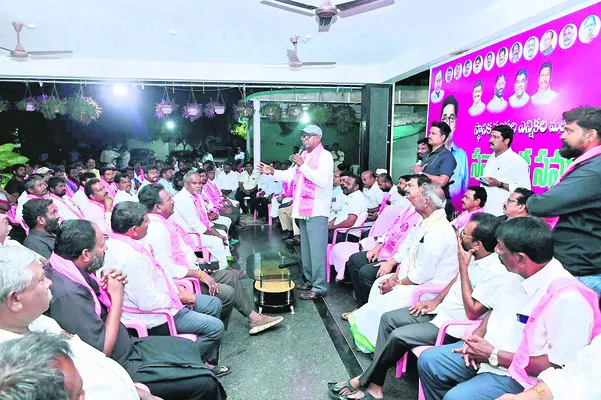 కాంగ్రెస్‌ మోసాలను వివరించాలి