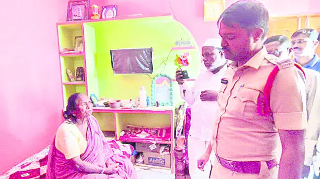 మహిళలే టార్గెట్‌..!