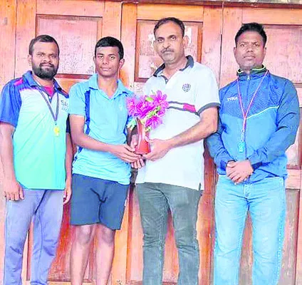 రాష్ట్రస్థాయి ఫుట్‌బాల్‌ పోటీలకు ఎంపిక