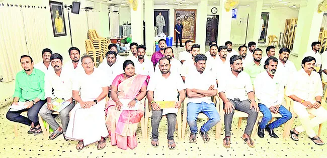 సోషల్‌ మీడియాపై ఫోకస్‌ పెంచాలి