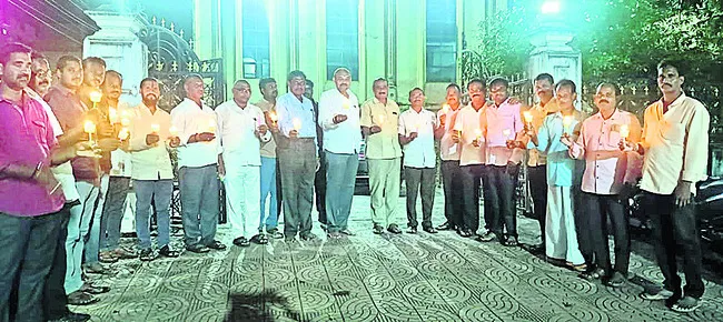 వైఎస్సార్‌సీపీ కొవ్వొత్తుల ర్యాలీ 