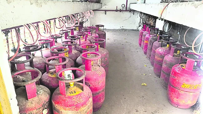 అప్రమత్తతే.. సురక్షితం