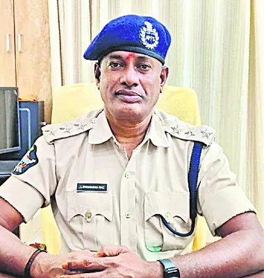 తీరంలో సముద్రస్నానాలు నిలిపివేత  