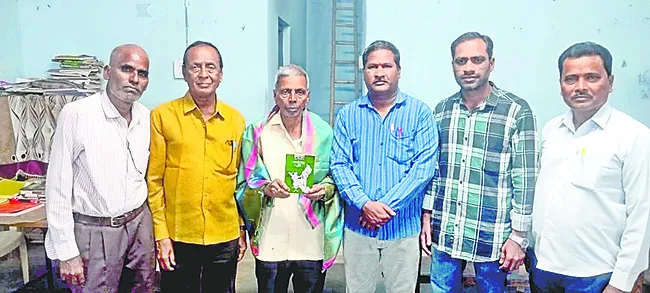 ఐత చంద్రయ్య రచనలు అమోఘం 