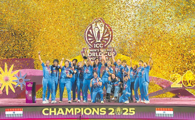 Indian Womens Team Wins 52 Runs Over South Africa In ODI World Cup Final