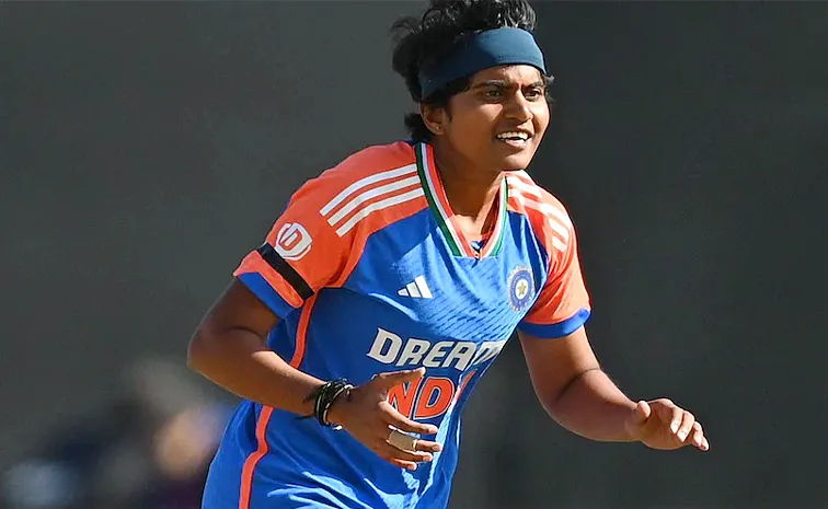 కడప నుంచి వరల్డ్ కప్ దాకా.. శెభాష్‌ శ్రీచరణి