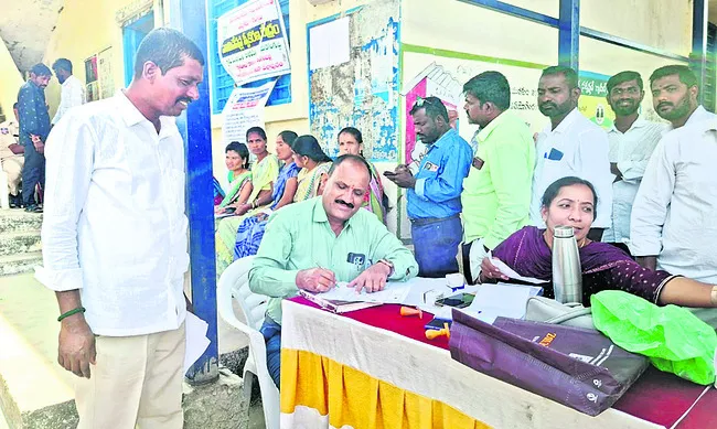 కేంద్రాల వద్దే కుల ధ్రువీకరణ
