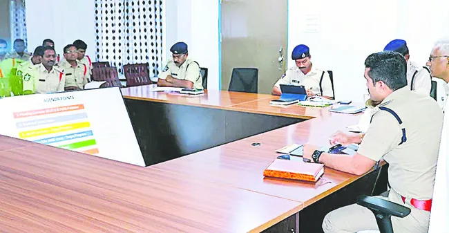 కేసుల దర్యాప్తులో జాప్యం తగదు 