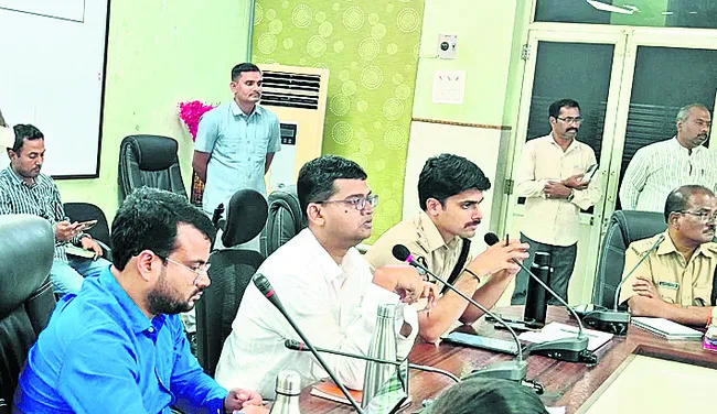 గంజాయి హాట్‌స్పాట్‌లపై ఉక్కుపాదం 