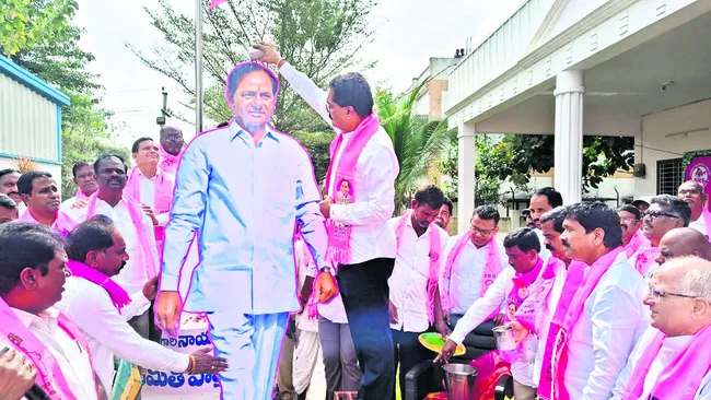 తెలంగాణ చరిత్రలో కేసీఆర్‌ స్థానం సుస్థిరం 