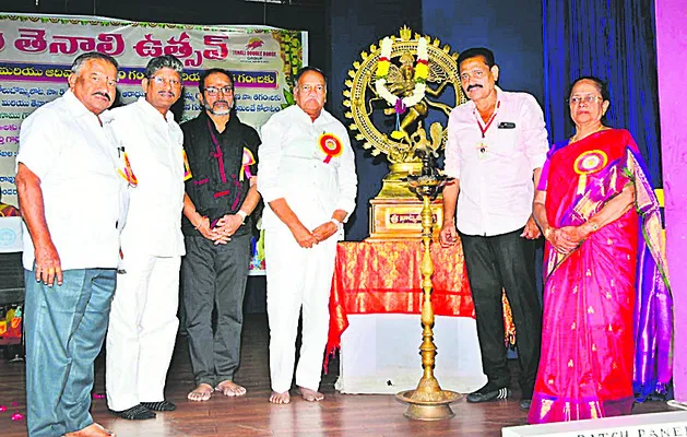 వైభవంగా స్వరలయ ‘తెనాలి ఉత్సవ్‌’ 