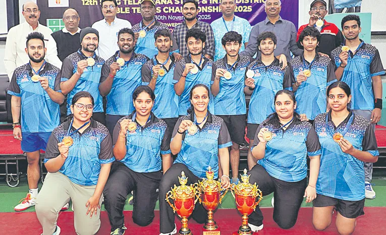 టీమ్‌ చాంప్‌ హైదరాబాద్‌ జట్టు