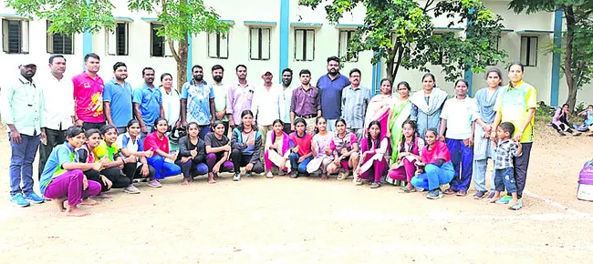 కబడ్డీ జిల్లా జట్ల ఎంపిక
