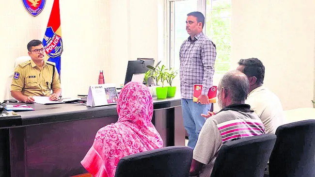 బాధితులకు సత్వర న్యాయం జరగాలి