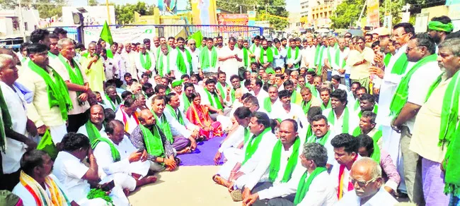 రెండో పంటకు నీరివ్వాలని కంప్లి బంద్‌