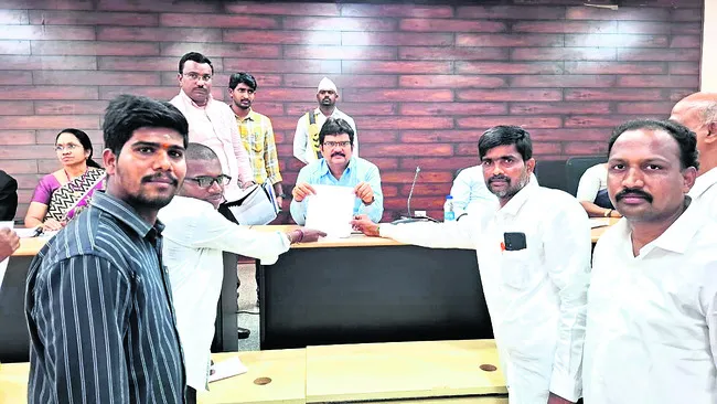 ఎక్కువగా రెవెన్యూ సమస్యలే.. 