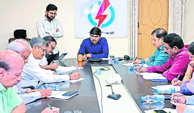 ‘డయల్‌ యువర్‌ సీఎండీ’కి విశేష స్పందన 