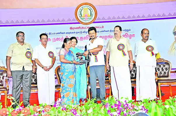 ప్రజల సహకారంతోనే.. రాష్ట్రాభివృద్ధి