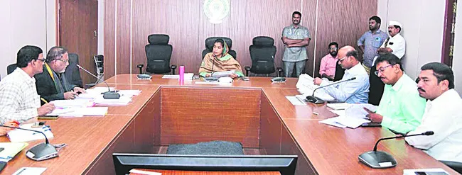 ప్రతి గ్రామం స్వచ్ఛతకు నిలయం కావాలి 