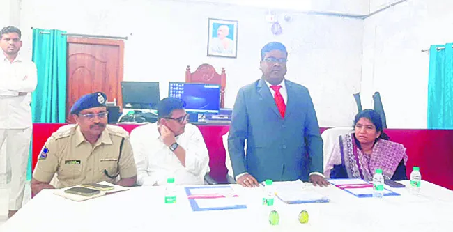 పెండింగ్‌ కేసుల్లో రాజీకి చర్యలు తీసుకోవాలి