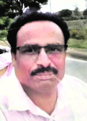 రోడ్డుప్రమాదంలో గాయపడిన వ్యక్తి మృతి 