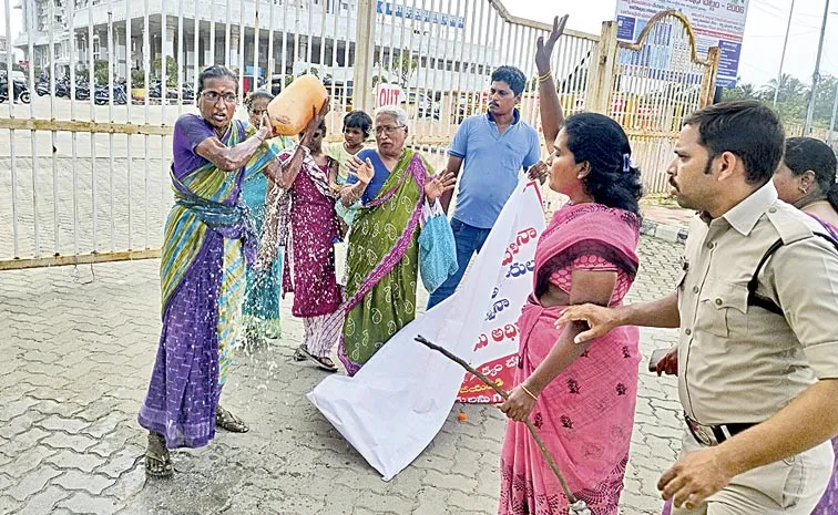 బాబు పాలనలో ఆత్మహత్యలే శరణ్యమా