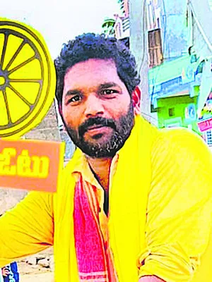 విద్యుదాఘాతంతో యువకుడి మృతి 